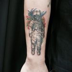 cosmonaut tattoo 01.02.2020 №098 -tattoo astronaut- tattoovalue.net