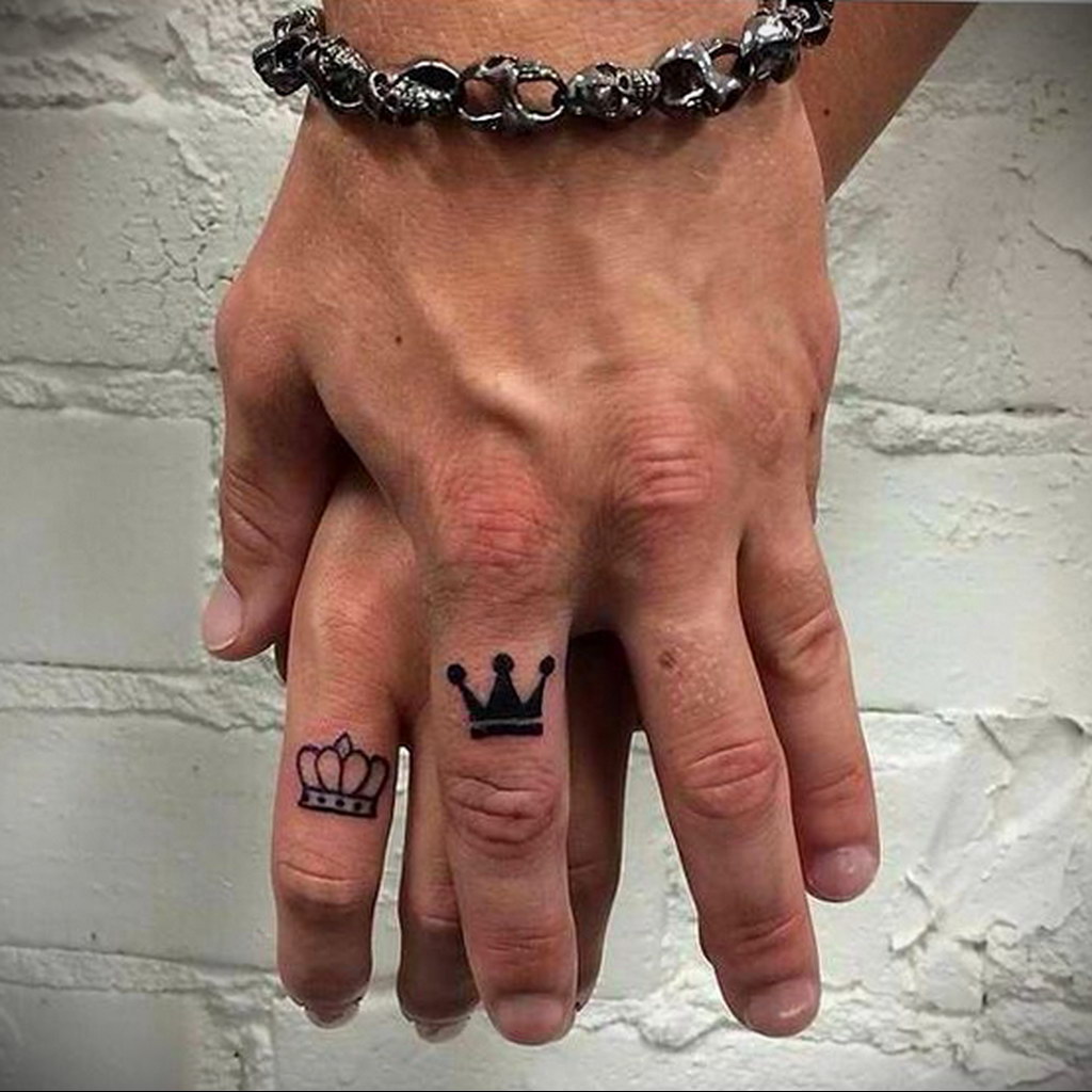 20 Crown Tattoos Fit for a Queen  CafeMomcom