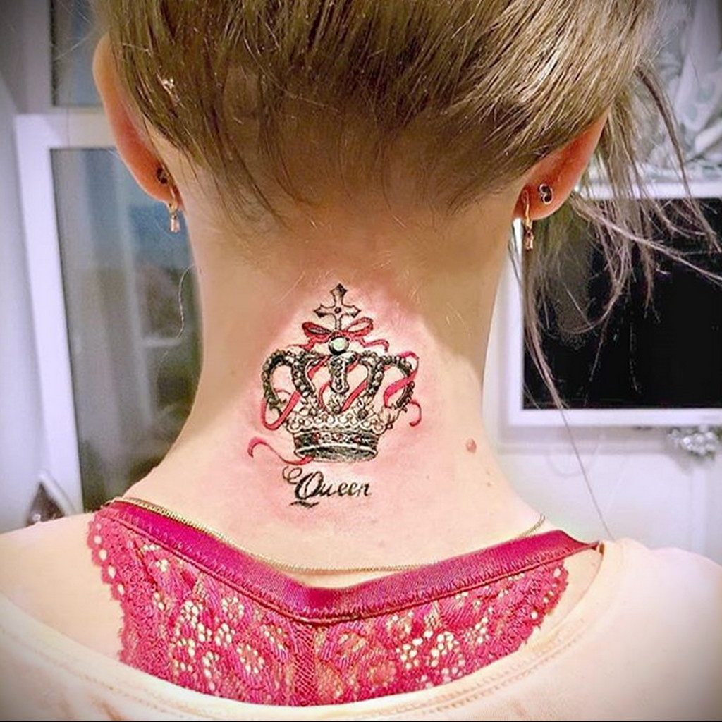 crown tattoo on the neck 08.12.2019 №014 -tattoo crown- tattoovalue.net