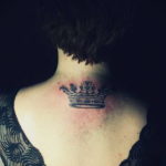 crown tattoo on the neck 08.12.2019 №015 -tattoo crown- tattoovalue.net