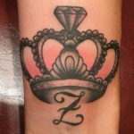 crown tattoo on the wrist 08.12.2019 №012 -tattoo crown- tattoovalue.net