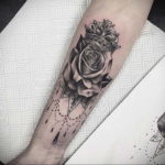 crown with roses tattoo 08.12.2019 №002 -tattoo crown- tattoovalue.net