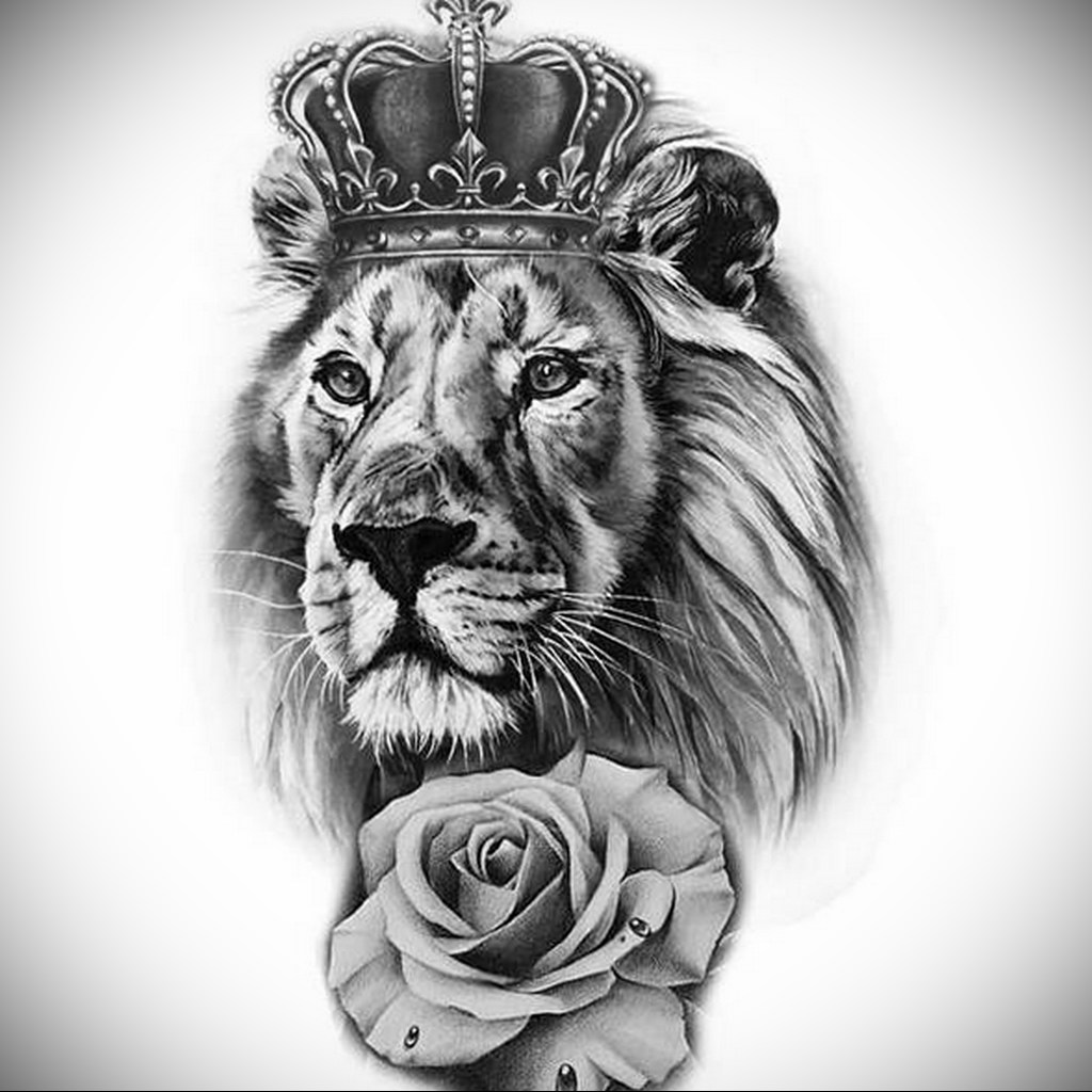 lion with crown meaning