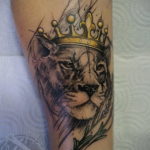 lion tattoo with crown 08.12.2019 №015 -tattoo crown- tattoovalue.net