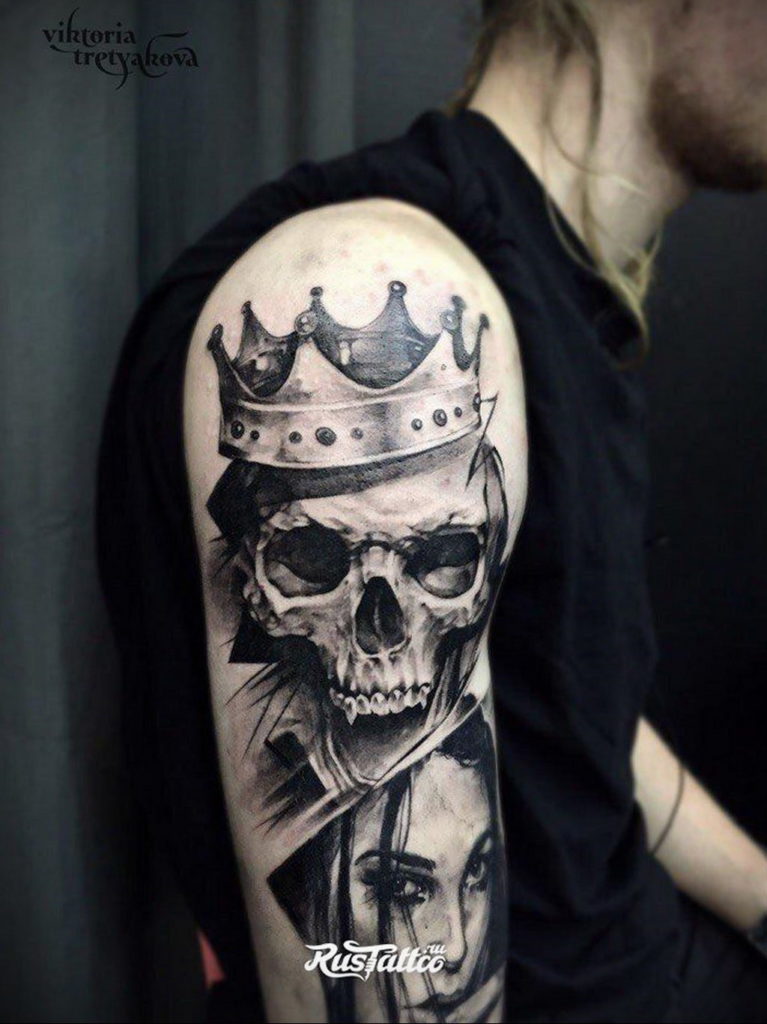 skull tattoo with crown 08.12.2019 №011 -tattoo crown- tattoovalue.net