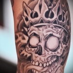 skull tattoo with crown 08.12.2019 №014 -tattoo crown- tattoovalue.net