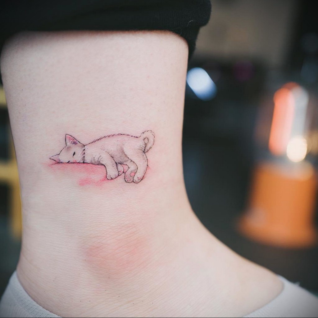 tattoo cat minimalism 03.12.2019 №014 -cat tattoo- tattoovalue.net