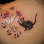 tattoo cat on the shoulder blade 03.12.2019 №013 -cat tattoo- tattoovalue.net