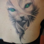 tattoo cat on the shoulder blade 03.12.2019 №018 -cat tattoo- tattoovalue.net