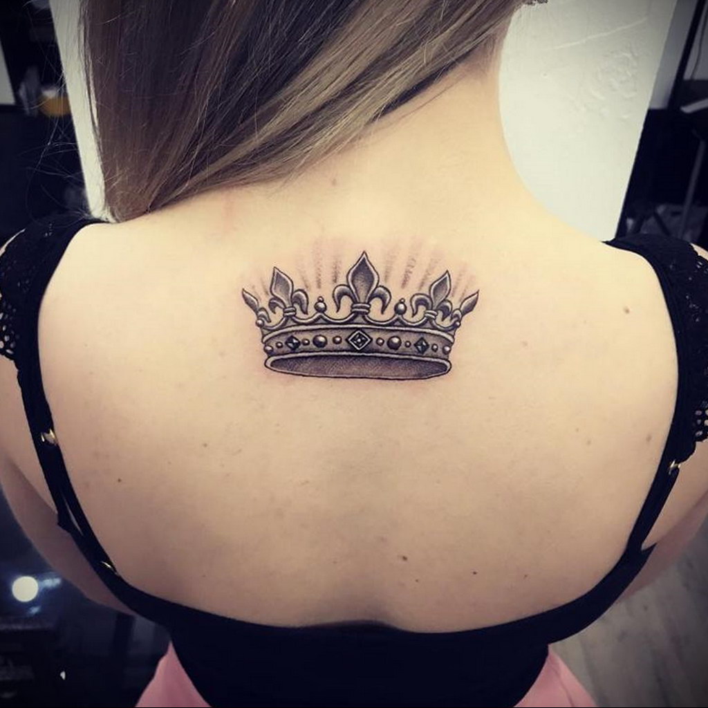 tattoo crown for girls 08.12.2019 №006 -tattoo crown- tattoovalue.net