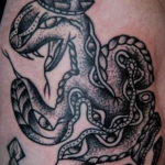 tattoo snake with crown 08.12.2019 №002 -tattoo crown- tattoovalue.net