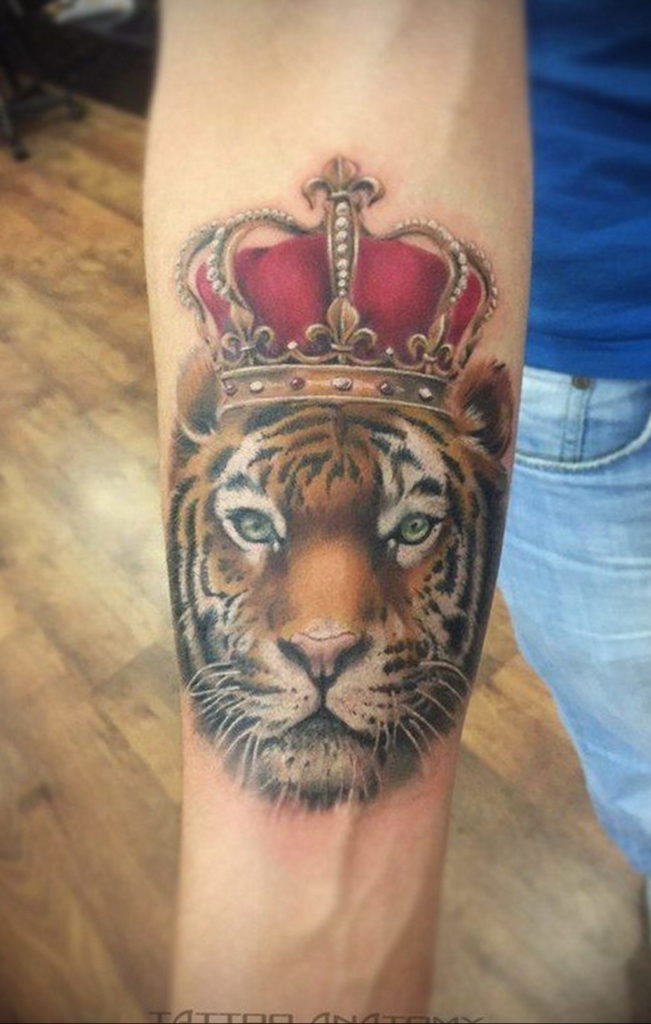 tiger tattoo with crown 08.12.2019 №005 -tattoo crown- tattoovalue.net