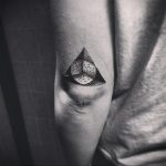 triangle tattoo with circle 07.01.2020 №019 -circle tattoo- tattoovalue.net