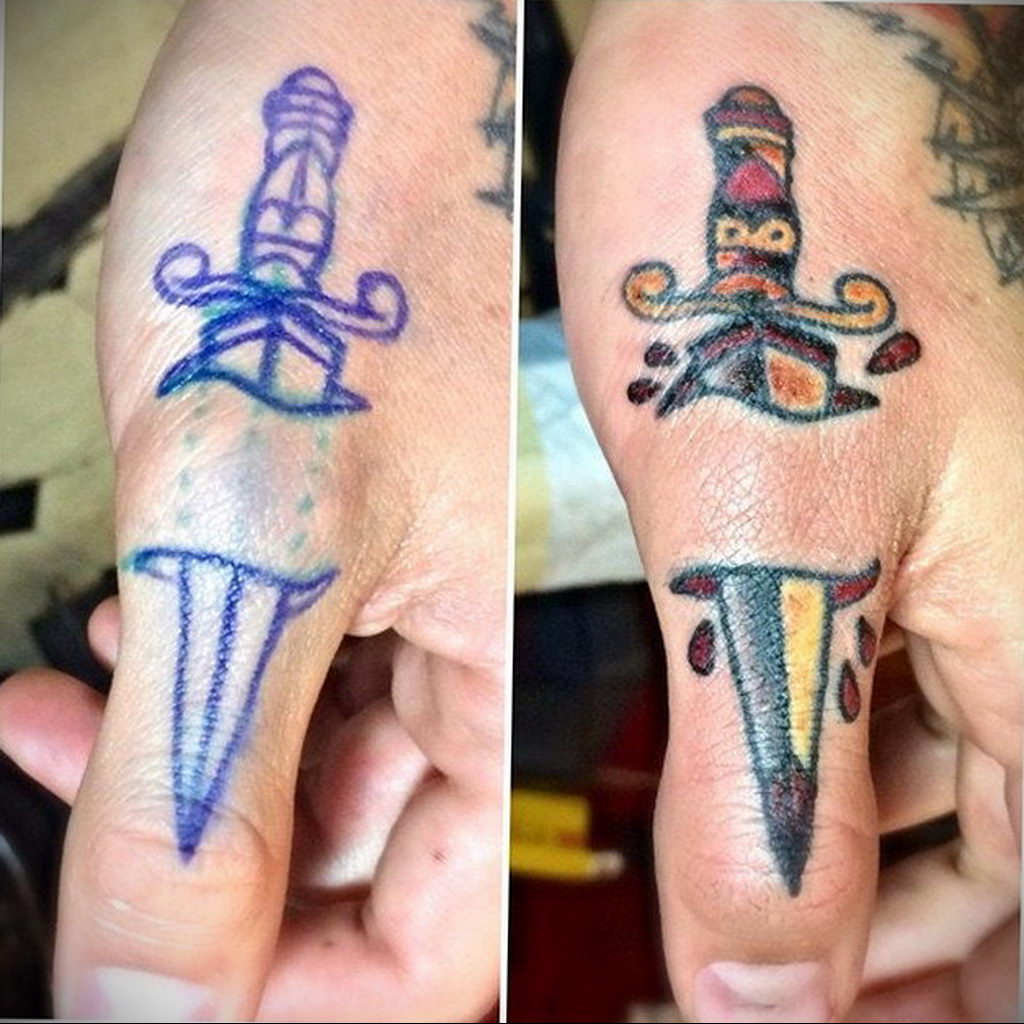 Dagger collection on the fingers  Tattoogridnet