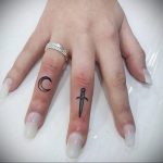 finger dagger tattoo 27.12.2019 №007 -dagger tattoo- tattoovalue.net