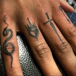 finger dagger tattoo 27.12.2019 №023 -dagger tattoo- tattoovalue.net