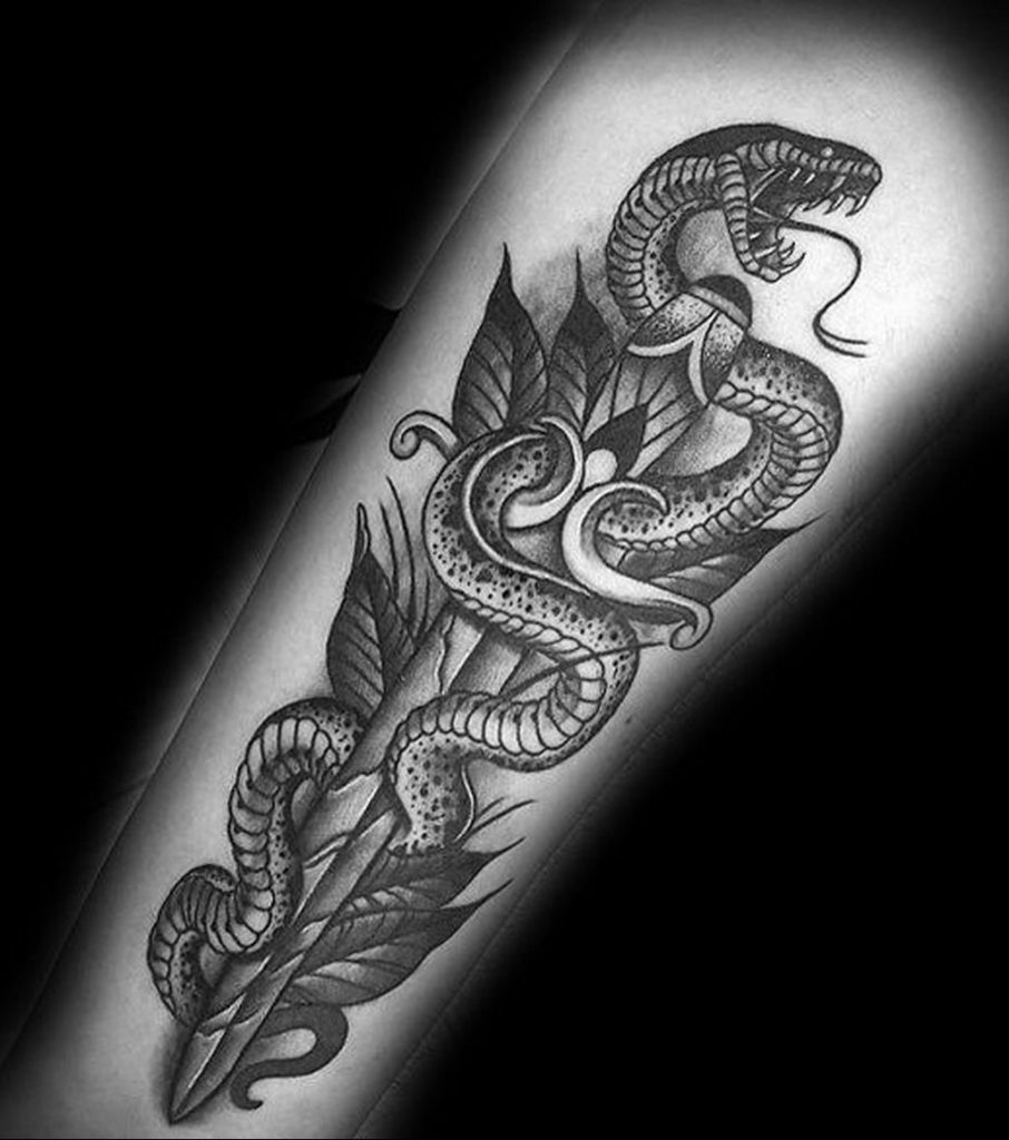 snake and dagger tattoo  №008 -dagger tattoo -  