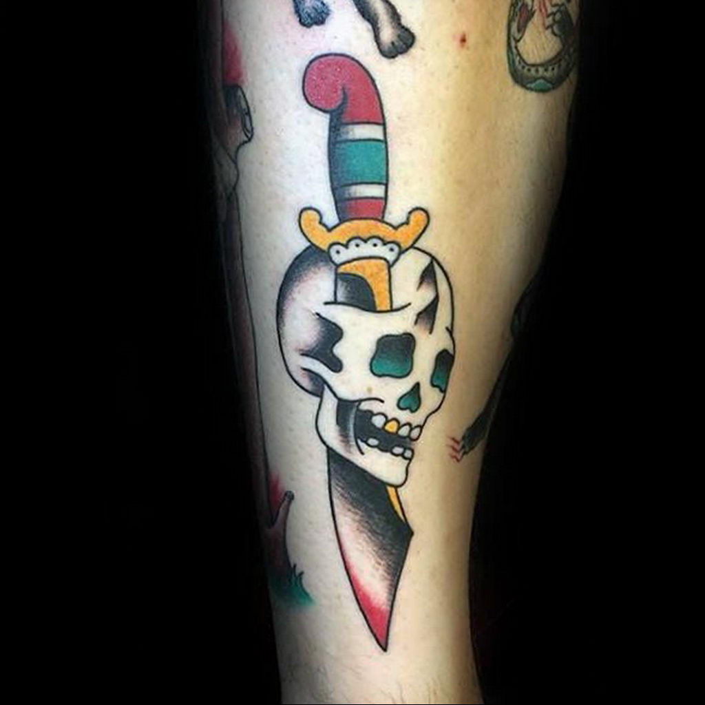 tattoo dagger with skull 27.12.2019 №011 -dagger tattoo- tattoovalue.net