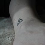 дары смерти тату 19.01.2020 №272 -deathly hallows tattoo- tattoovalue.net