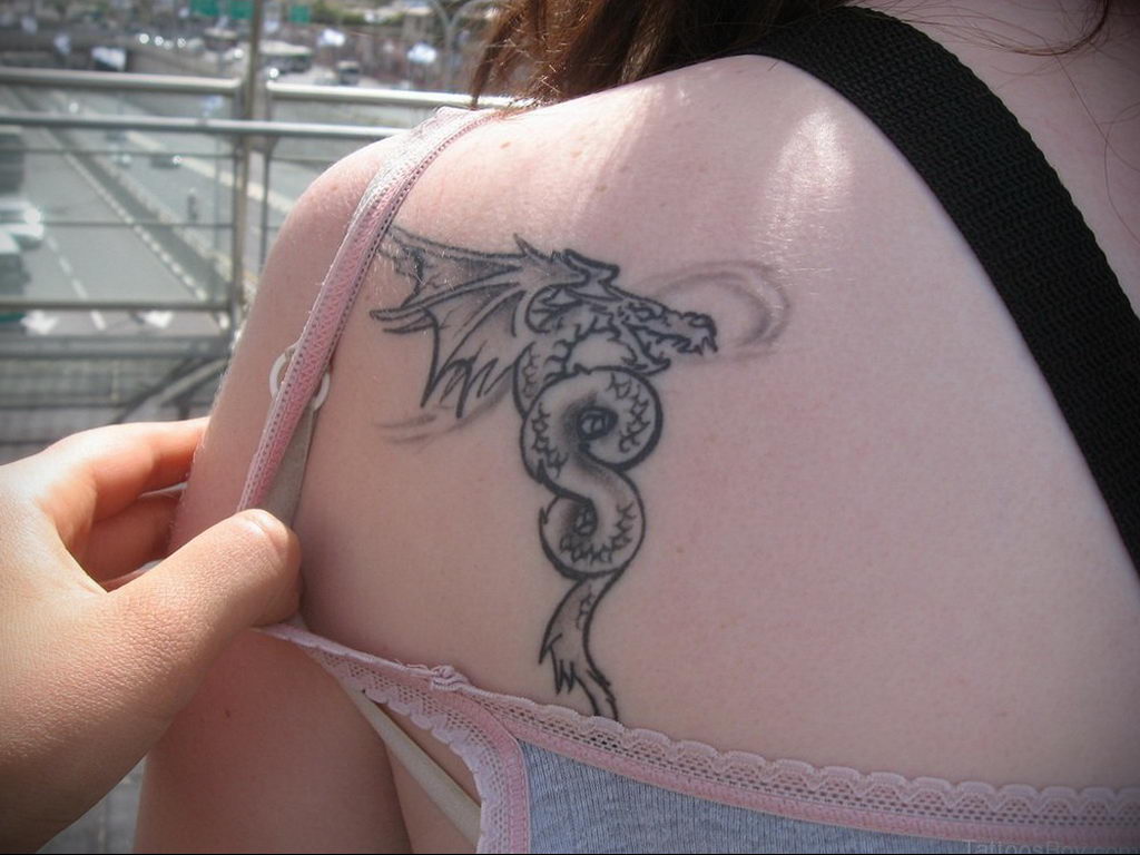 dragon tattoo for girls 23.01.2020 №040 -dragon tattoo- tattoovalue.net