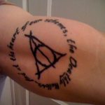 дары смерти тату 19.01.2020 №100 -deathly hallows tattoo- tattoovalue.net