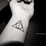 дары смерти тату 19.01.2020 №158 -deathly hallows tattoo- tattoovalue.net