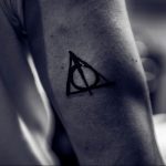 дары смерти тату 19.01.2020 №179 -deathly hallows tattoo- tattoovalue.net