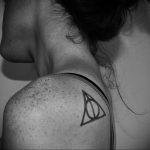 дары смерти тату 19.01.2020 №184 -deathly hallows tattoo- tattoovalue.net