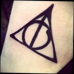 дары смерти тату 19.01.2020 №243 -deathly hallows tattoo- tattoovalue.net