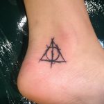 дары смерти тату 19.01.2020 №244 -deathly hallows tattoo- tattoovalue.net