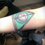 дары смерти тату 19.01.2020 №282 -deathly hallows tattoo- tattoovalue.net