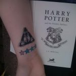 дары смерти тату 19.01.2020 №487 -deathly hallows tattoo- tattoovalue.net