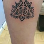 дары смерти тату 19.01.2020 №526 -deathly hallows tattoo- tattoovalue.net