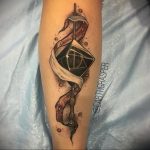 дары смерти тату на руке 19.01.2020 №047 -deathly hallows tattoo on arm- tattoovalue.net