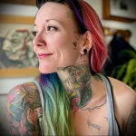 What are the best ink colors for tattoos - A lady with a vibrant tattoo talking about her ink e cfd d aa fbafb - 030124 tattoovalue.net 076