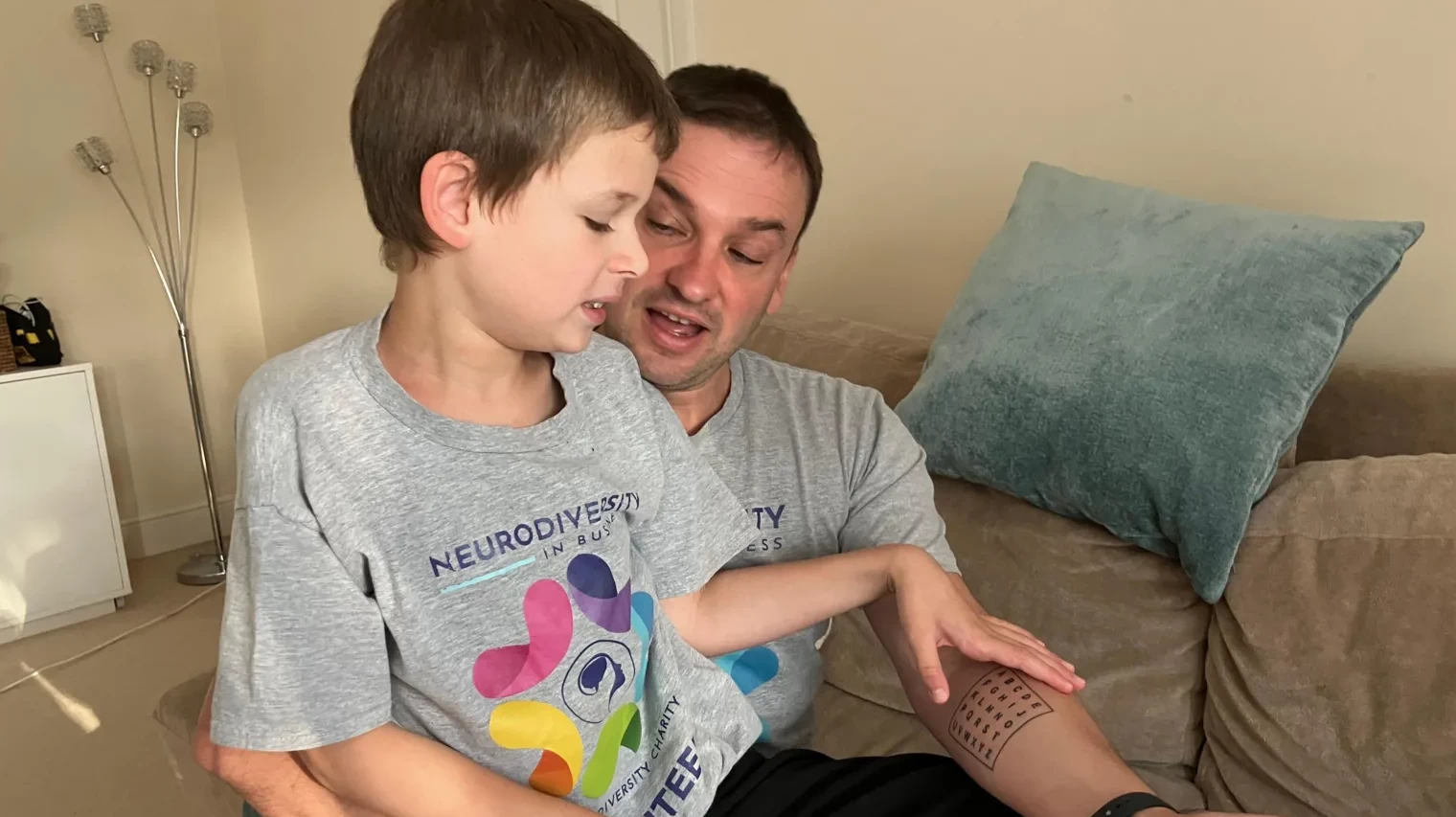 Father gets alphabet tattoo to help nonverbal autistic son communic - 150924 tattoovalue.net 01