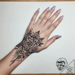 Tattoo sketch hands with a paper, tattoo flas… – tattoo sketch (№1758289695_0, 19.09.2025 13:48) — tattoovalue.net