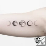 Tattoo sketch, delicate minimalist moon phase… – style Flux Inscriptions – tattoo sketch (12.11.2025 04:43)